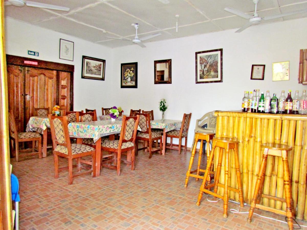 Comfort Beach Resort Biriwa Экстерьер фото